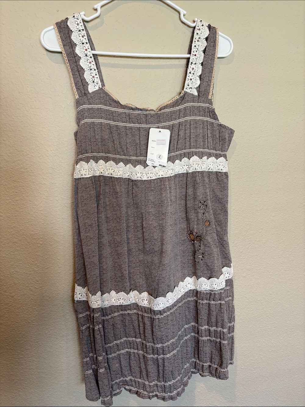 NWT L Sleeveless Gray Lace-Trim Sundress